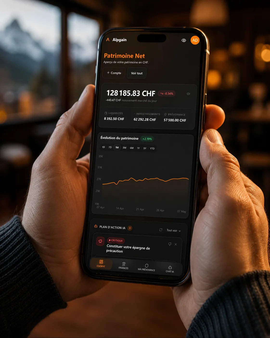 Application Alpgain ouverte sur iPhone, vue patrimoine en CHF